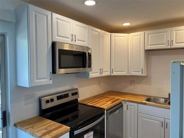 1015 E Yager LN 77, Austin, TX 78753