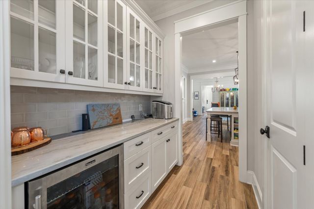 4112 Home Town Lane, Ravenel, SC 29470