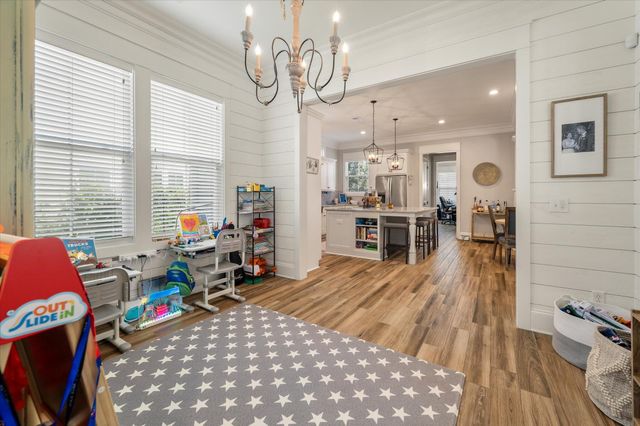 4112 Home Town Lane, Ravenel, SC 29470