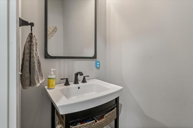 4112 Home Town Lane, Ravenel, SC 29470