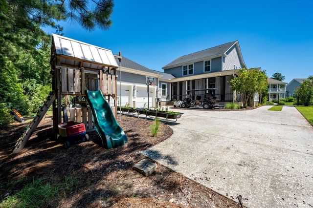 4112 Home Town Lane, Ravenel, SC 29470