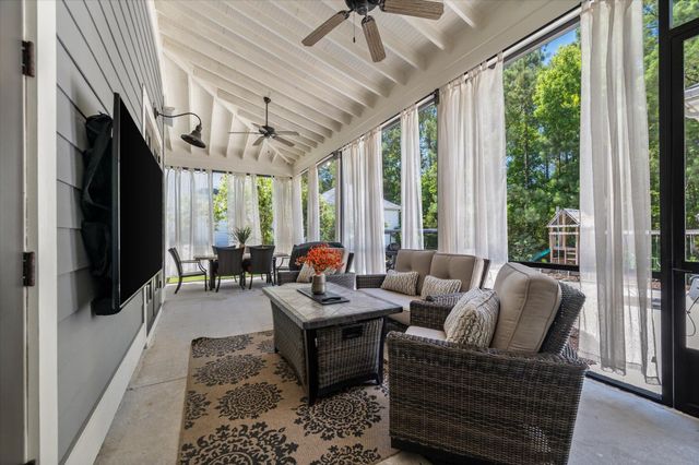 4112 Home Town Lane, Ravenel, SC 29470
