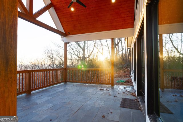 1335 Daybreak Road, Cleveland, GA 30528