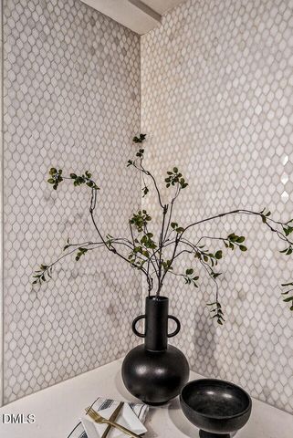 510 Glenwood Avenue 602, Raleigh, NC 27603