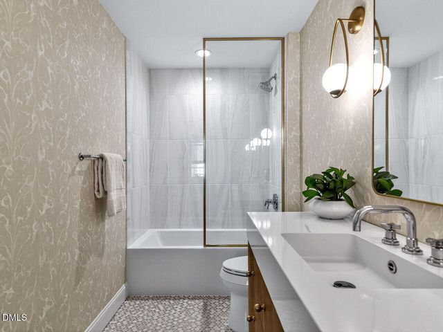 510 Glenwood Avenue 602, Raleigh, NC 27603