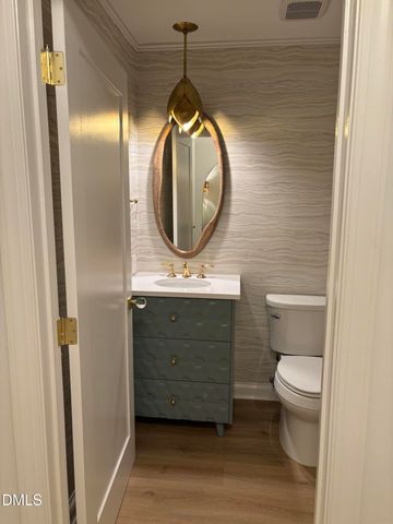 510 Glenwood Avenue 602, Raleigh, NC 27603