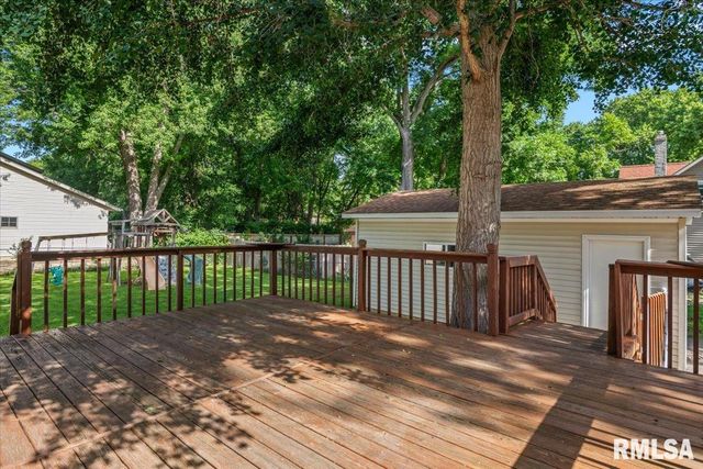 5771 N Cotton Hill Road, Springfield, IL 62703