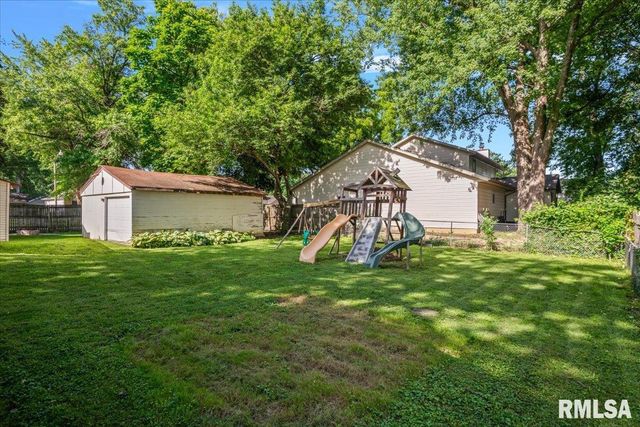5771 N Cotton Hill Road, Springfield, IL 62703