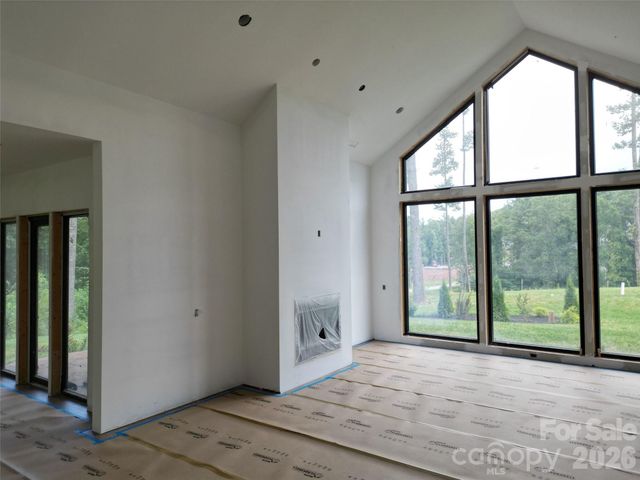 87 Mont Clair Trail 31, Horse Shoe, NC 28742
