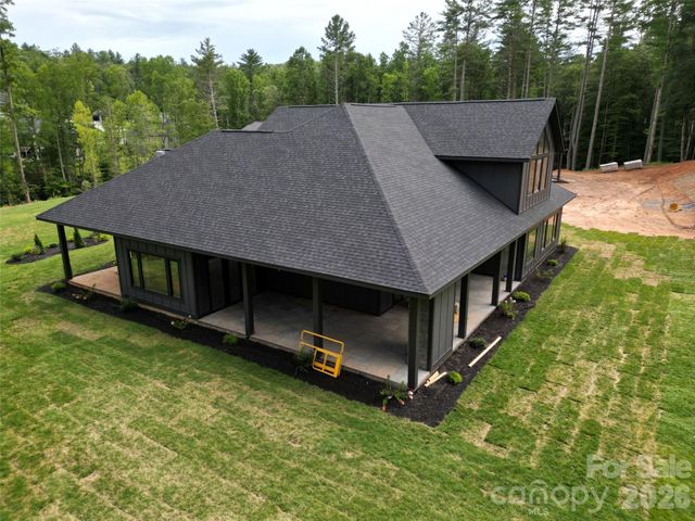87 Mont Clair Trail 31, Horse Shoe, NC 28742