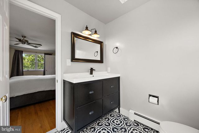 98 HUSBANDS DR, Wilmington, DE 19803