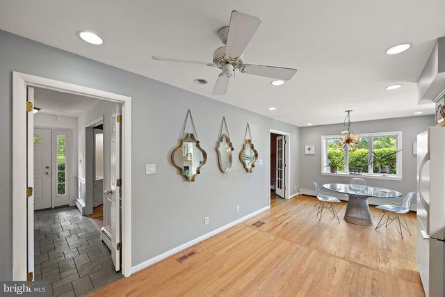 98 HUSBANDS DR, Wilmington, DE 19803