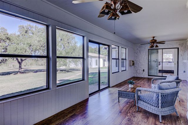 604 Oakwood DR, Buda, TX 78610