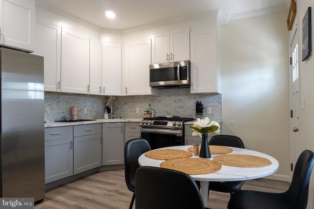1031 FAIRMOUNT AVE, Trenton, NJ 08629