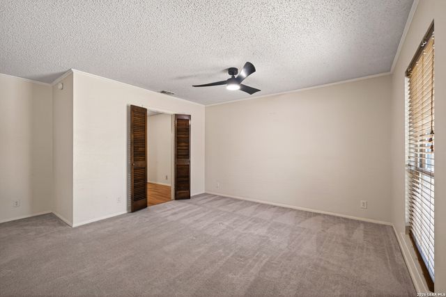 10902 Grand Haven Dr, San Antonio, TX 78239