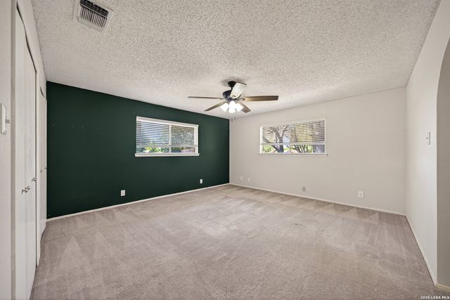 10902 Grand Haven Dr, San Antonio, TX 78239