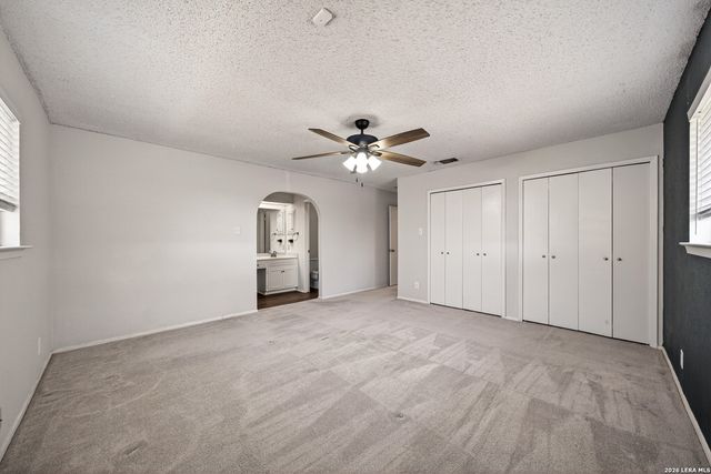 10902 Grand Haven Dr, San Antonio, TX 78239