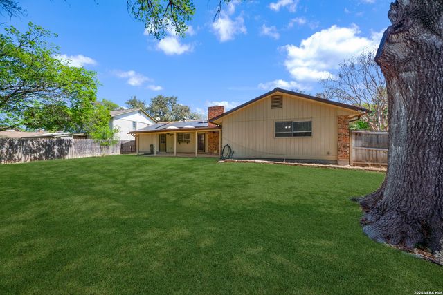 10902 Grand Haven Dr, San Antonio, TX 78239