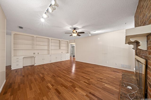 10902 Grand Haven Dr, San Antonio, TX 78239