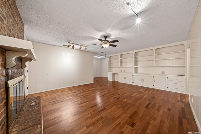 10902 Grand Haven Dr, San Antonio, TX 78239