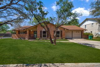 10902 Grand Haven Dr, San Antonio, TX 78239