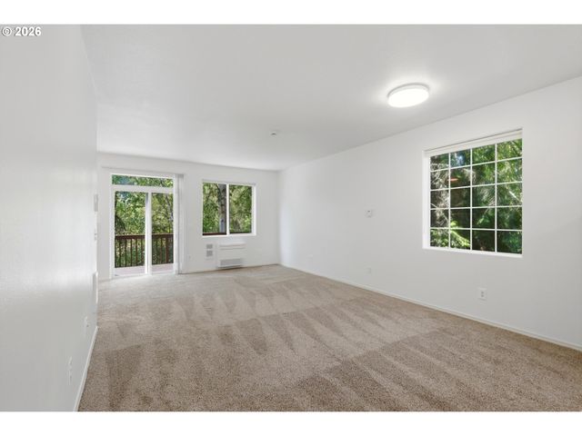 8905 Sw 157TH Ave, Beaverton, OR 97007