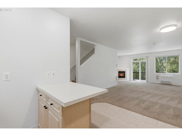 8905 Sw 157TH Ave, Beaverton, OR 97007