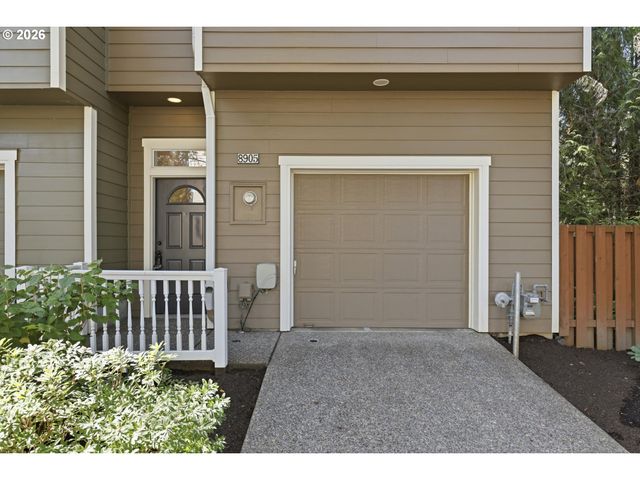 8905 Sw 157TH Ave, Beaverton, OR 97007