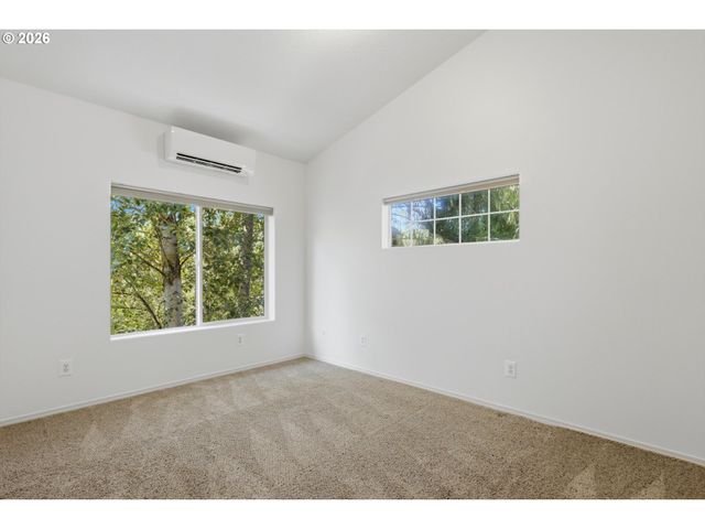 8905 Sw 157TH Ave, Beaverton, OR 97007