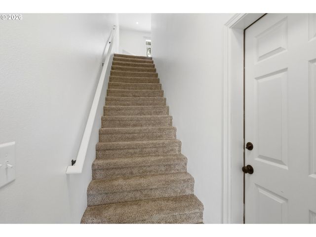 8905 Sw 157TH Ave, Beaverton, OR 97007