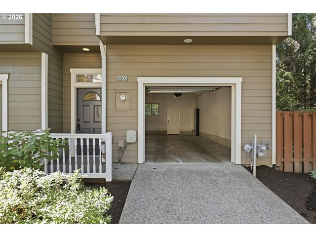 8905 Sw 157TH Ave, Beaverton, OR 97007