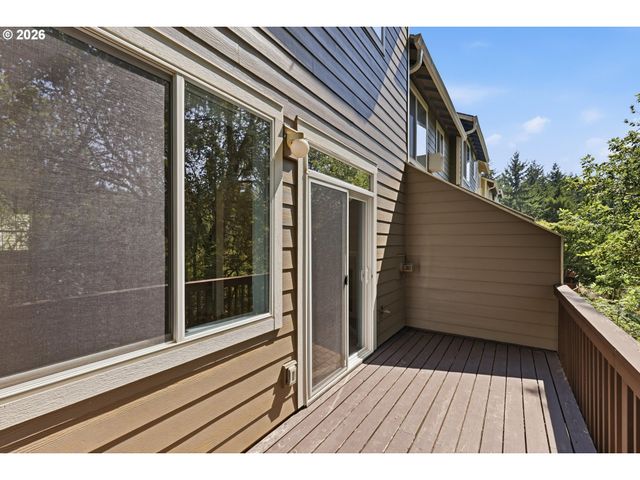8905 Sw 157TH Ave, Beaverton, OR 97007