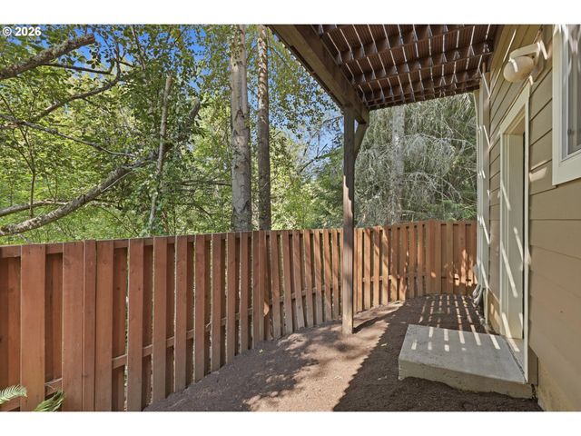 8905 Sw 157TH Ave, Beaverton, OR 97007