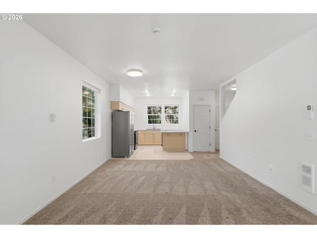 8905 Sw 157TH Ave, Beaverton, OR 97007