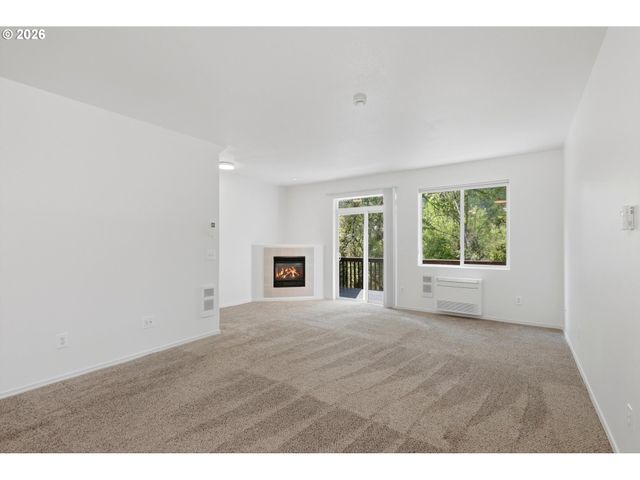 8905 Sw 157TH Ave, Beaverton, OR 97007