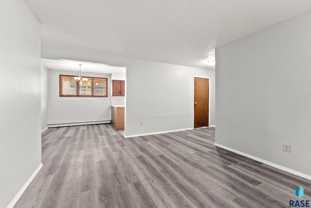 616 618 N Garfield Ave Avenue, Sioux Falls, SD 57104