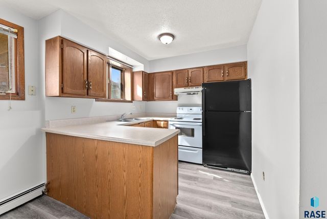 616 618 N Garfield Ave Avenue, Sioux Falls, SD 57104