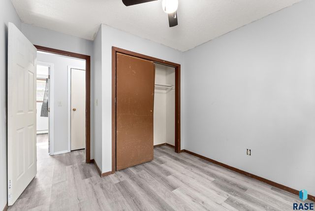 616 618 N Garfield Ave Avenue, Sioux Falls, SD 57104