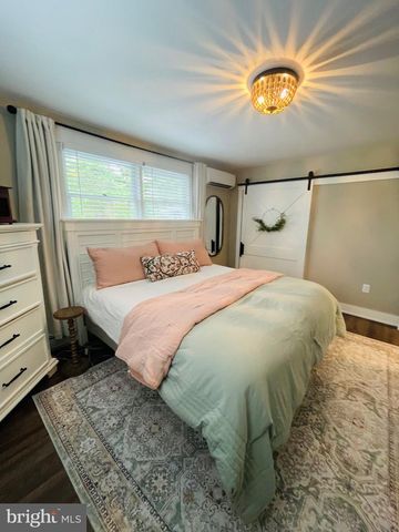 124 MCKENDIMEN RD, Medford, NJ 08055