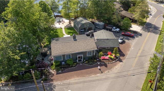 124 MCKENDIMEN RD, Medford, NJ 08055