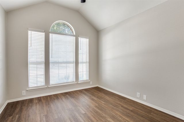 1204 Quaker Lane, Lewisville, TX 75077