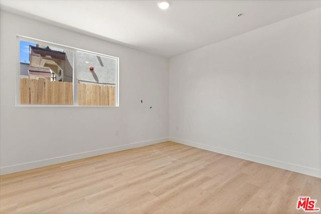 758 E 78th Street, Los Angeles, CA 90001