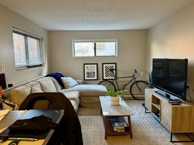 70 Lawrence Street, New Haven, CT 06511