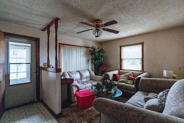 1014 E Oneal Street, Gaffney, SC 29340