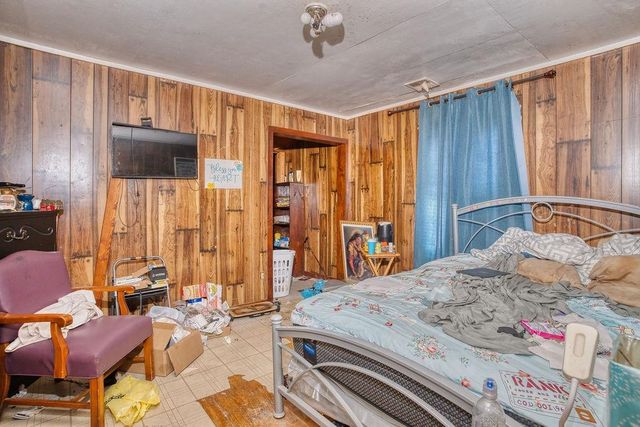 1014 E Oneal Street, Gaffney, SC 29340