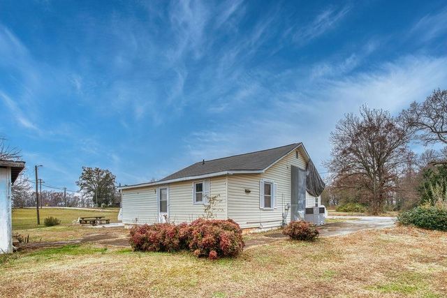 1014 E Oneal Street, Gaffney, SC 29340