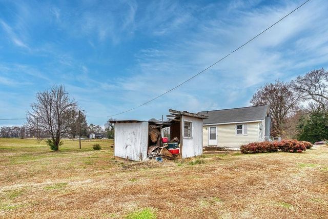 1014 E Oneal Street, Gaffney, SC 29340