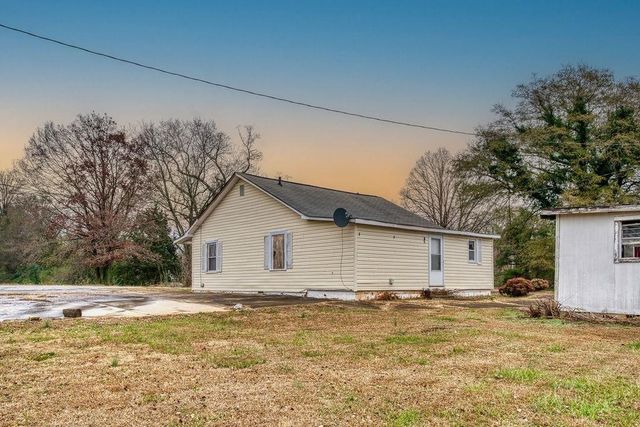 1014 E Oneal Street, Gaffney, SC 29340