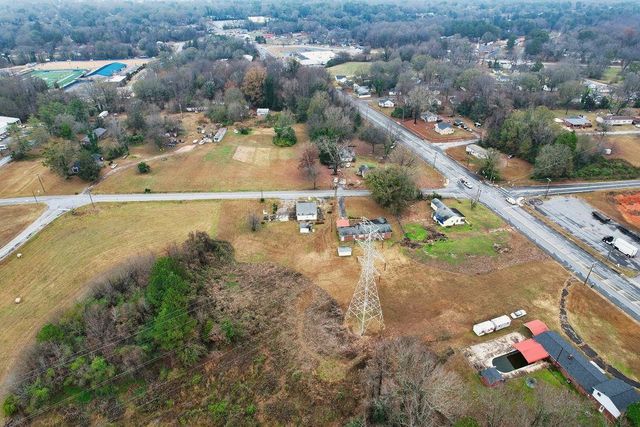 1014 E Oneal Street, Gaffney, SC 29340