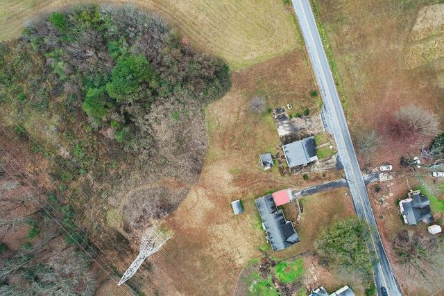 1014 E Oneal Street, Gaffney, SC 29340